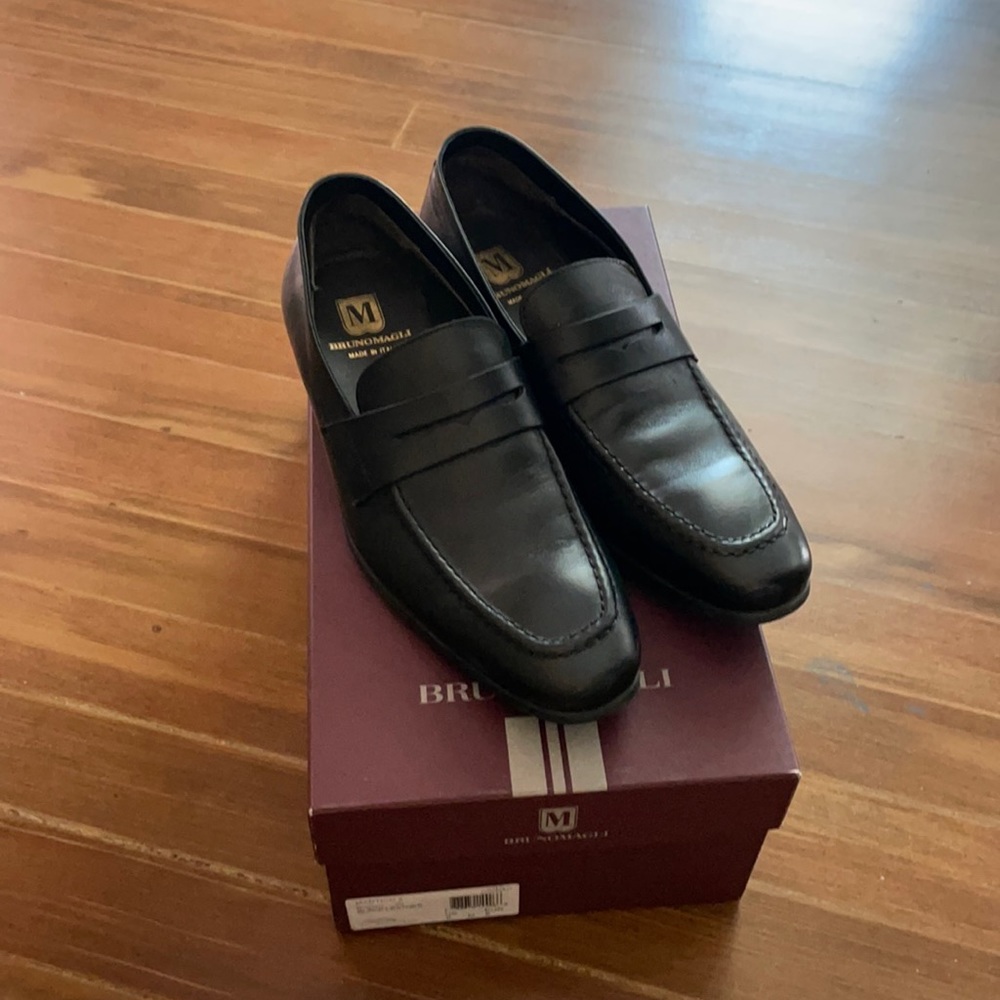 Men’s Blk Leather slip on Bruno Magli